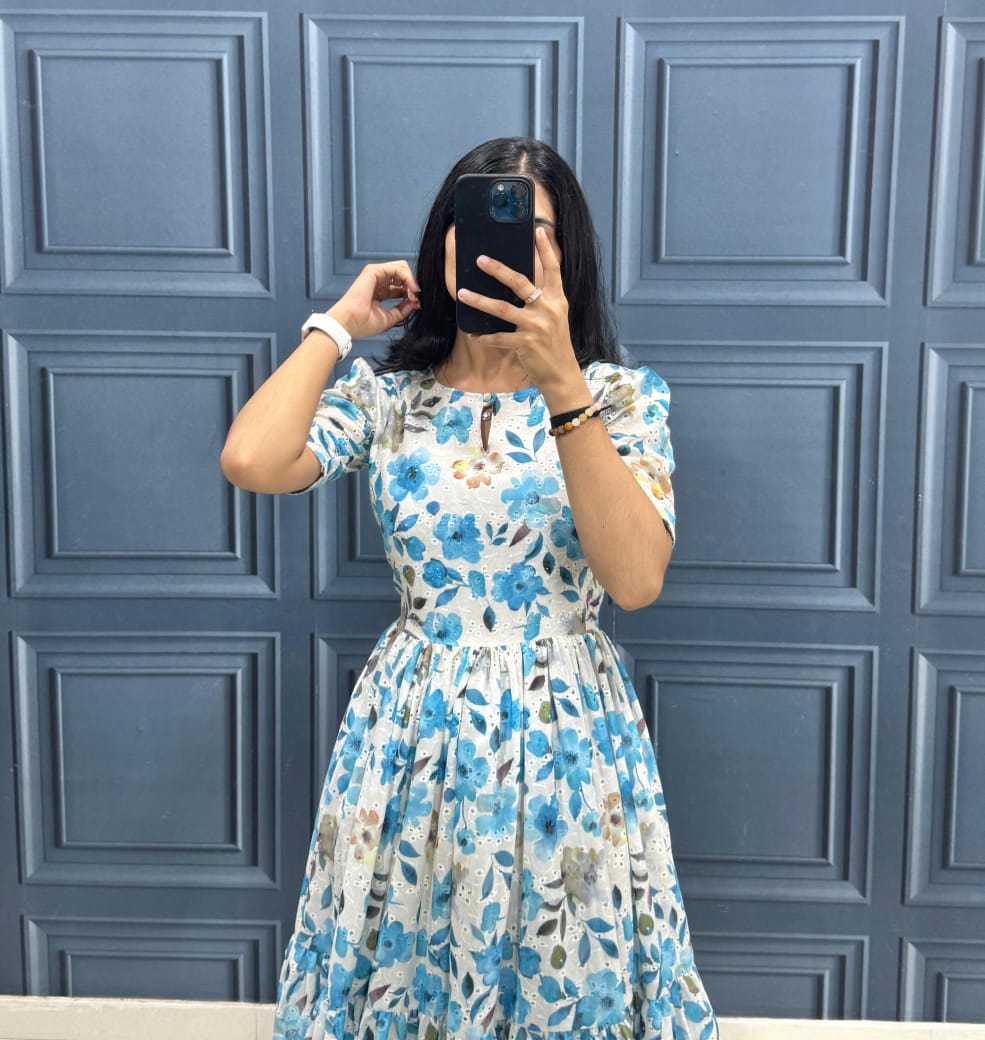 Hakuba Maxi Dress - Image 7