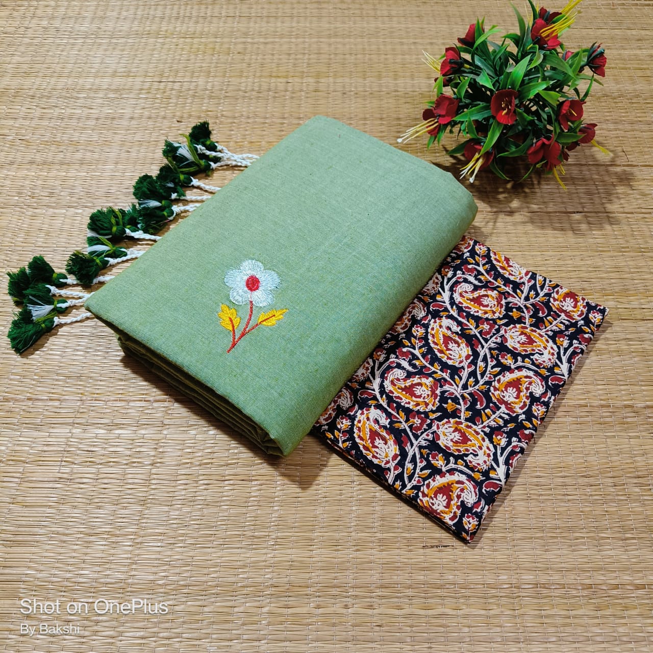 Handloom khadi cotton saree - Image 18