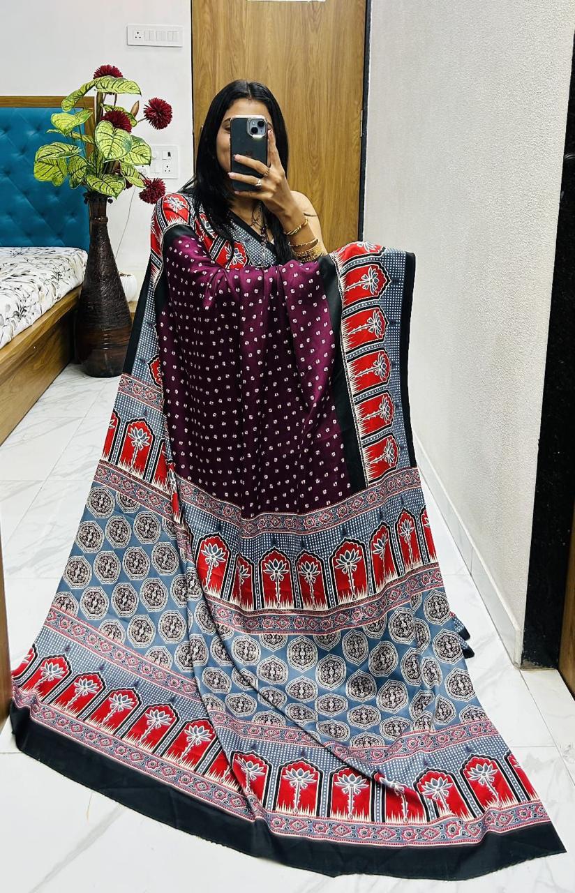 “Ajrakh Bandhej Gajji Silk Saree - Image 4