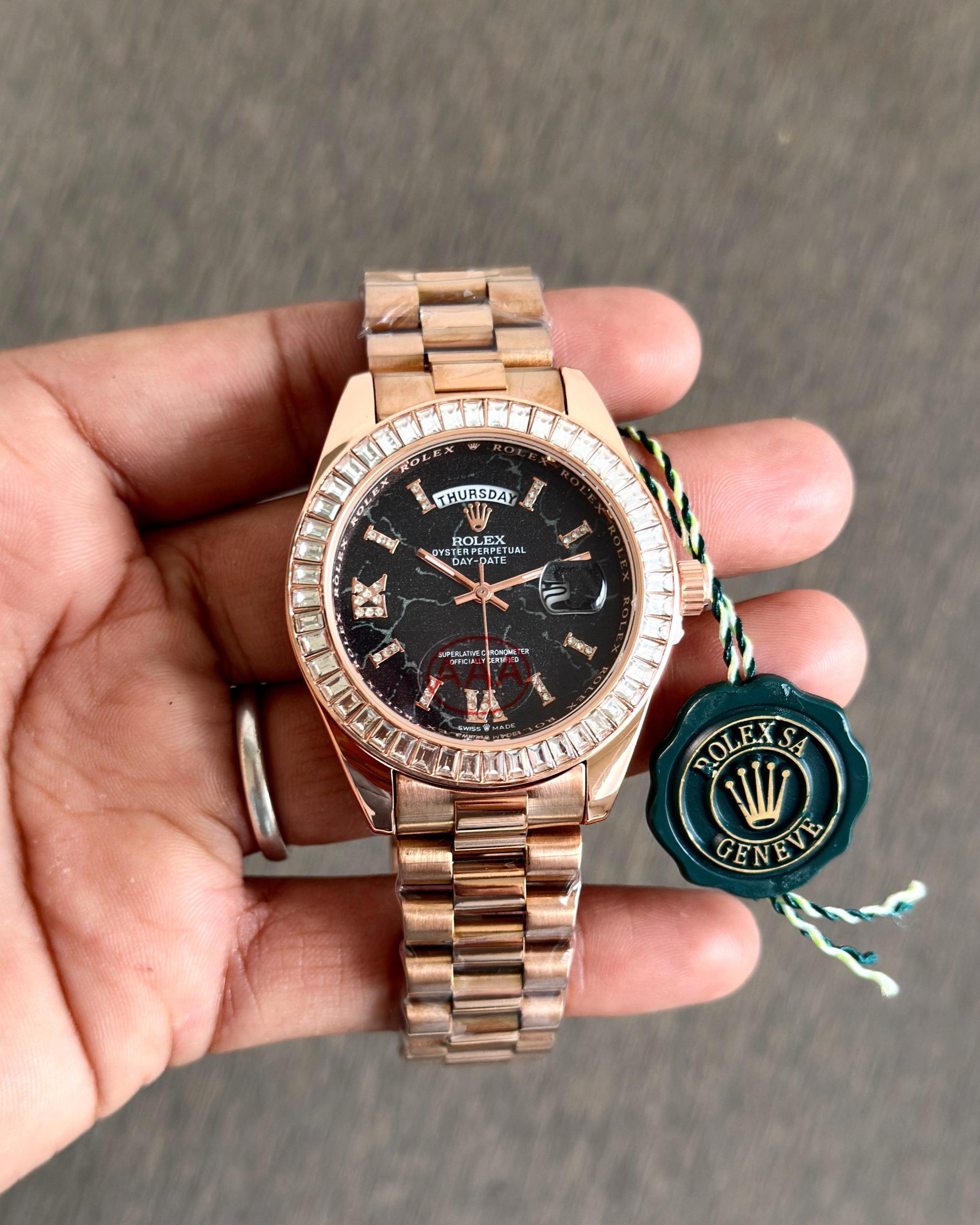 Rolax Day-Date Eisenkiesel Dial Diamond Bezel Men’s Watch