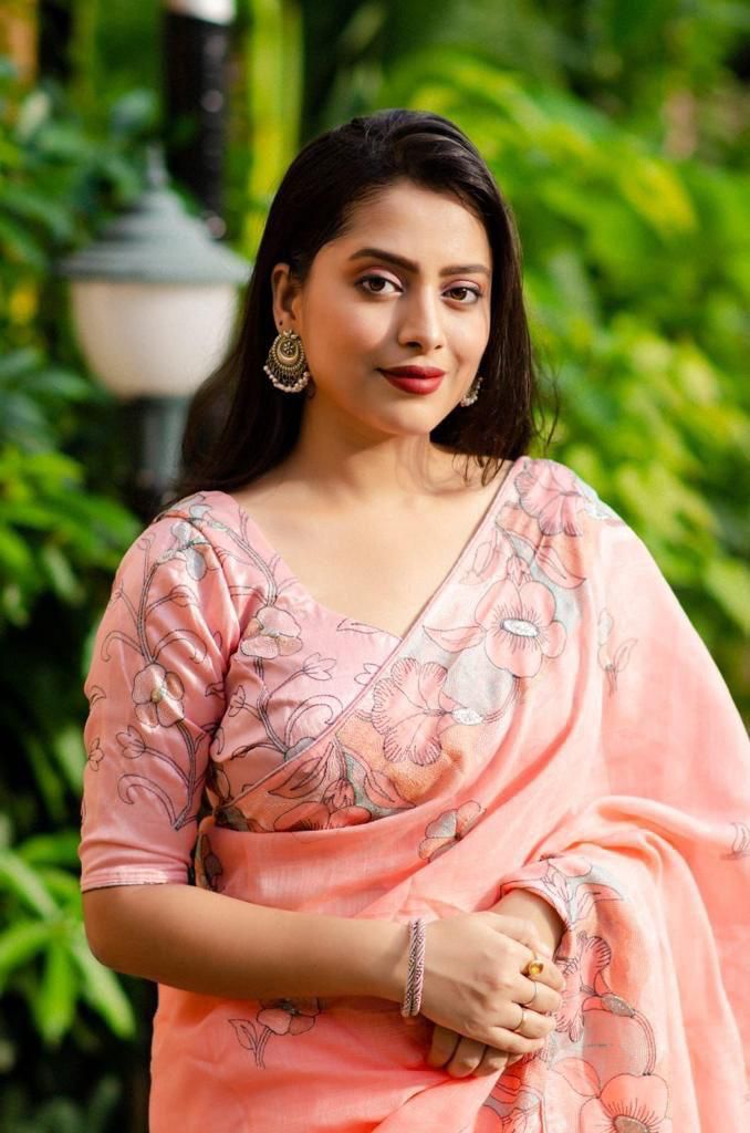 Pencil Linen Embroidery Elegant Saree - Image 16