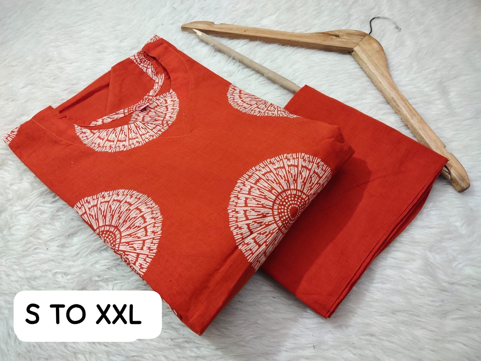 Jaipuri Angrakha Cambric Cotton Kurti Pant Set - Image 4