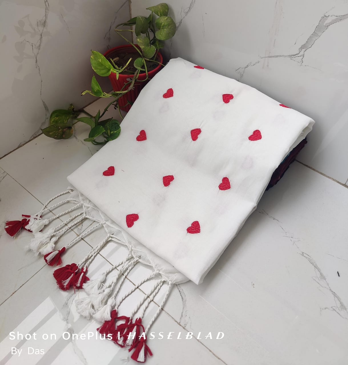 Handloom Khadi Cotton Love Embroidery Saree - Image 10