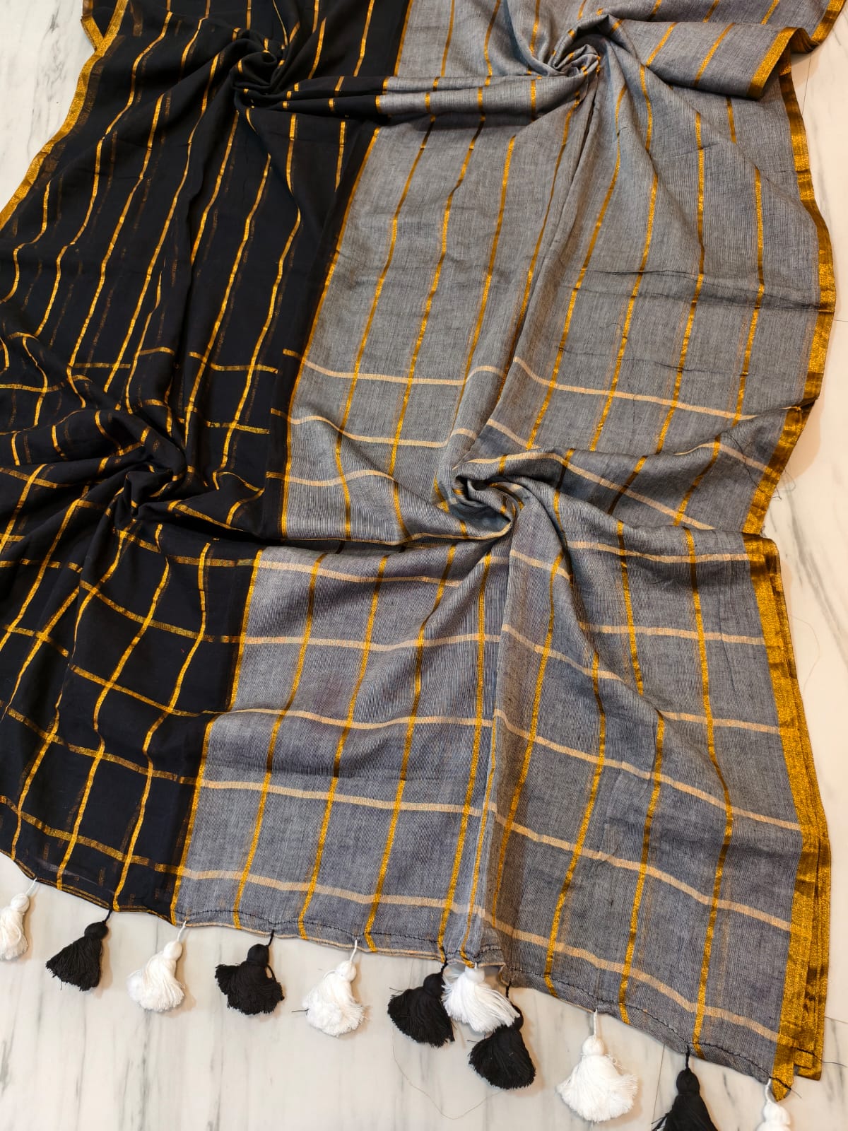 Pure 120 Count Mul Cotton Zari Stripes Saree - Image 3