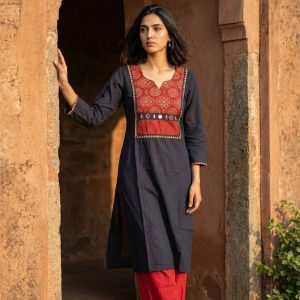 Mirror Grace Handblock Kurti Plazo Set