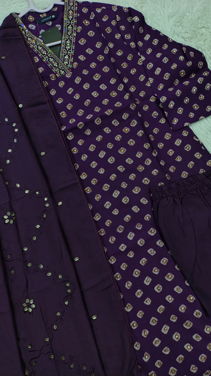 Royal Vatican Silk V-Neck Embroidered Kurti Set - Image 9