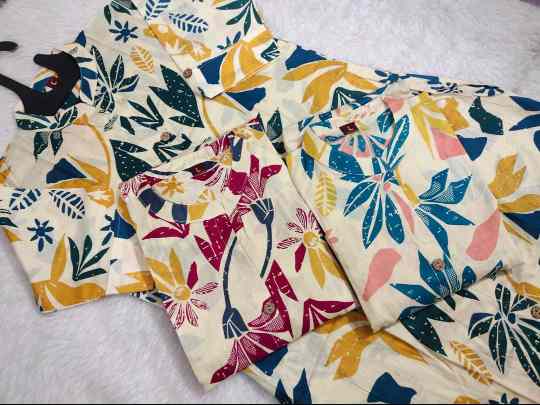 Original Jaipuri A-Line Kurti & Pant Set - Image 6