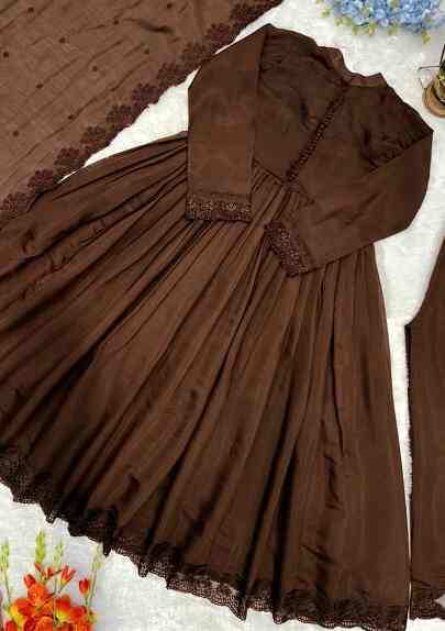 Designer Party Wear Embroidery Gown Set - Image 5