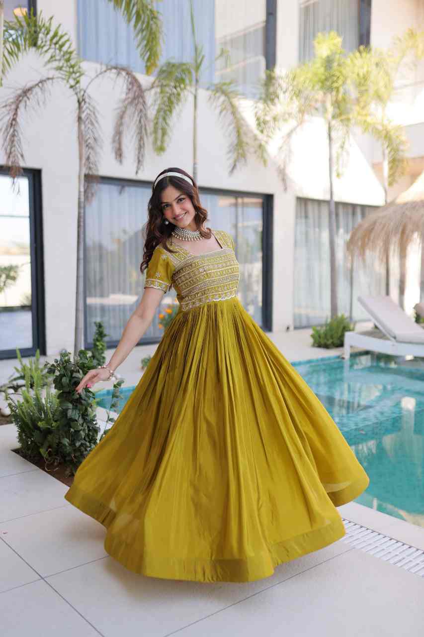 Premium Designer Readymade Gown Collection 2026 - Image 5
