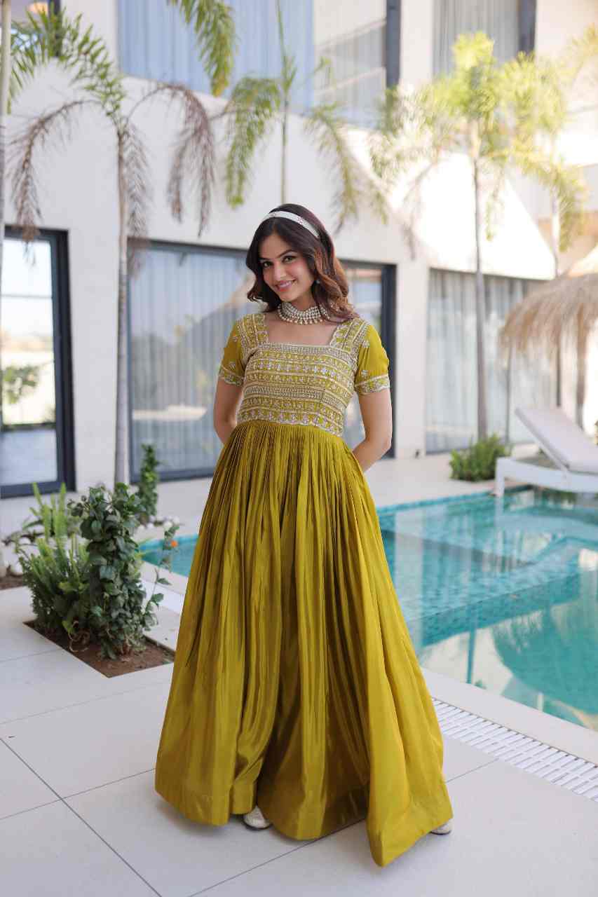 Premium Designer Readymade Gown Collection 2026 - Image 3