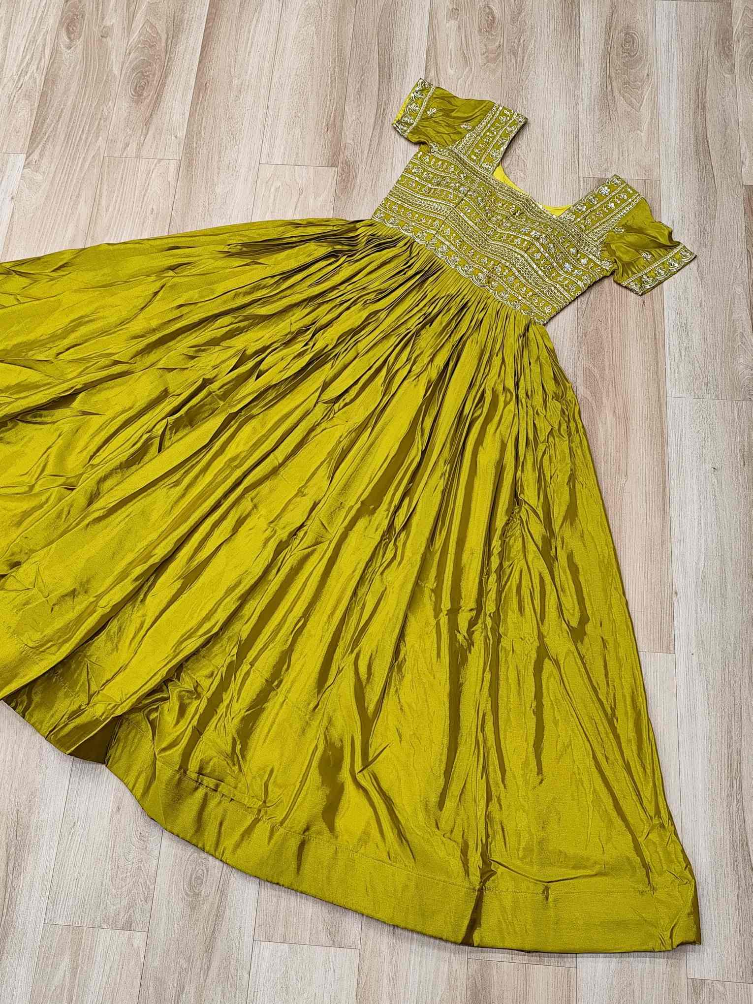 Premium Designer Readymade Gown Collection 2026 - Image 2